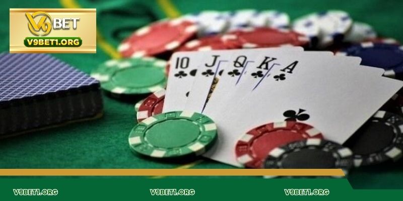 Thiết bị thông minh hỗ trợ chơi phỏm online
